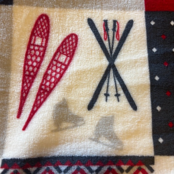Winter check patchwork like super soft fleece throw NWT - Picture 4 of 11